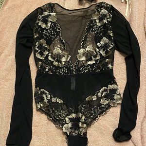 Auden Black and Cream Floral Lace Bodysuit